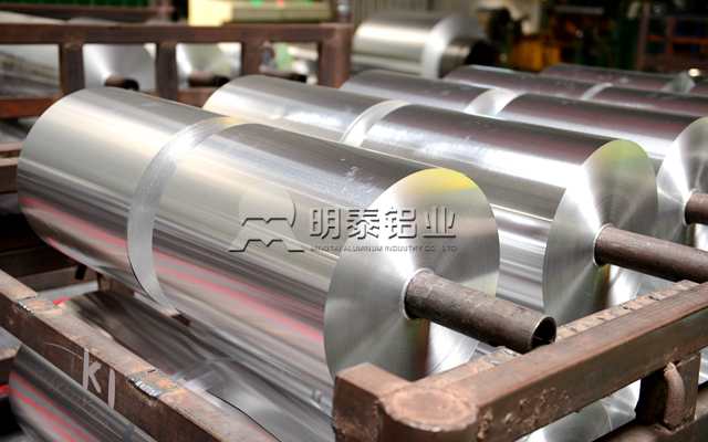 鋰電池用鋁箔性能特點(diǎn)及質(zhì)量要求 鋰電池用鋁箔性能特點(diǎn)及質(zhì)量要求